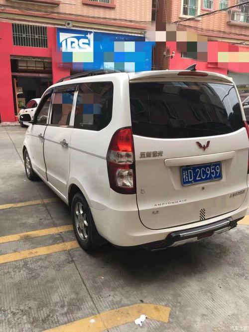 【图】五菱神车白色车身亦是很帅气._五菱宏光论坛_之