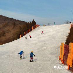 军都山滑雪场