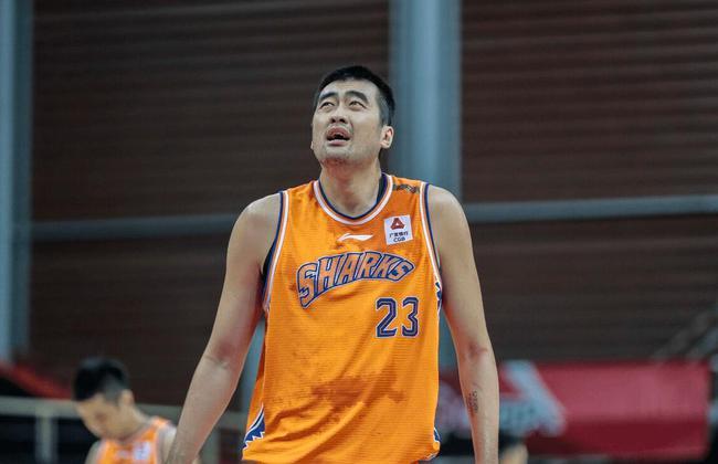 李春江大清洗3名球员离开上海仅张兆旭拿顶薪2人缺席下赛季