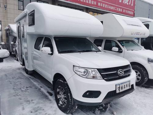 【海口】2018年6月 黄海牛大 2.4l 旅居房车 手动挡