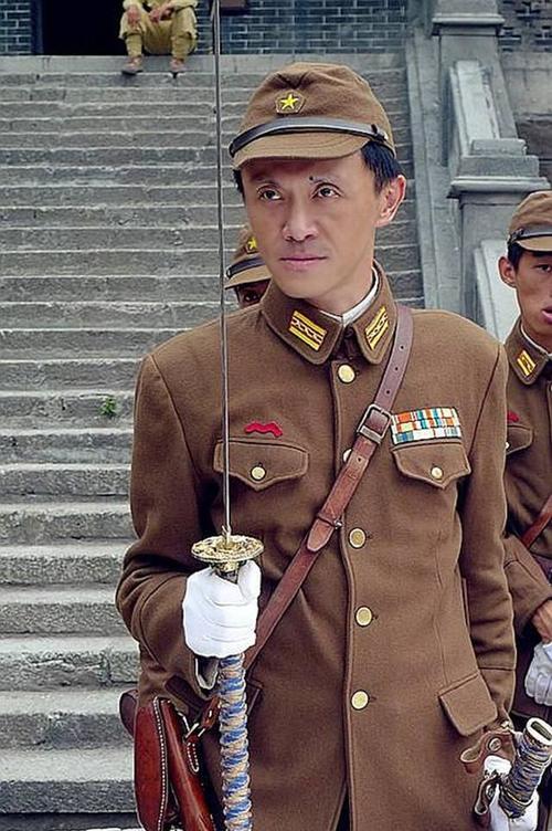 二战日本大佐可以带多少兵为啥日军不当少将都要争当大佐