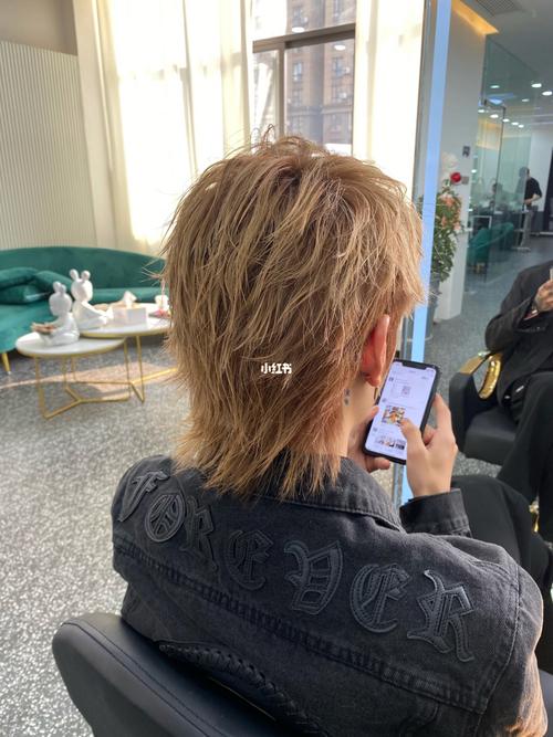 狼尾发型_男士发型_发型_九江男士发型设计_时尚_发型