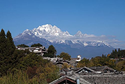 丽江玉龙雪山古城_全景网