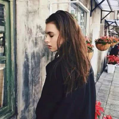 超炫酷个性欧美女生头像唯美成熟 高冷且霸气