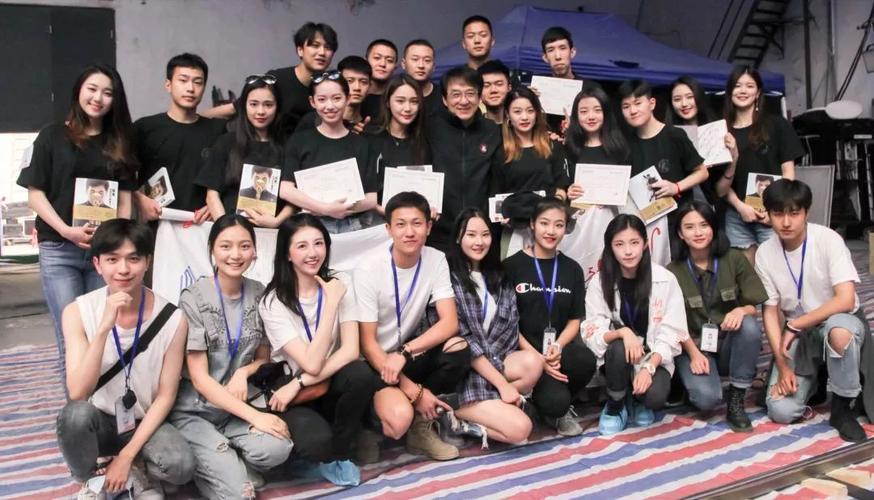 武汉设计工程学院招生办_零二七艺考