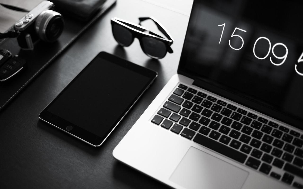 简约办公电脑桌面高清壁纸