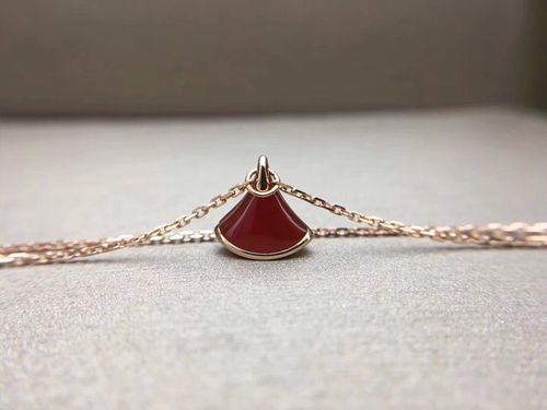 bvlgari 宝格丽 红玉髓手链