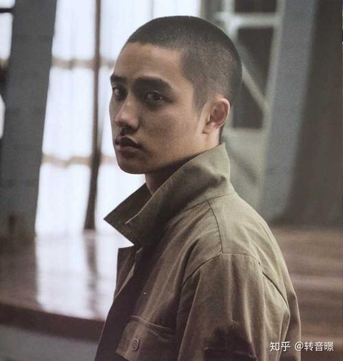 大家能说下都暻秀吗?