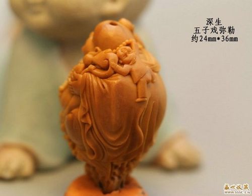 菩提缘工艺核雕海派雕刻大师深生核雕作品展示-橄榄核