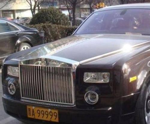 山西煤老板集合,路边全是劳斯莱斯!