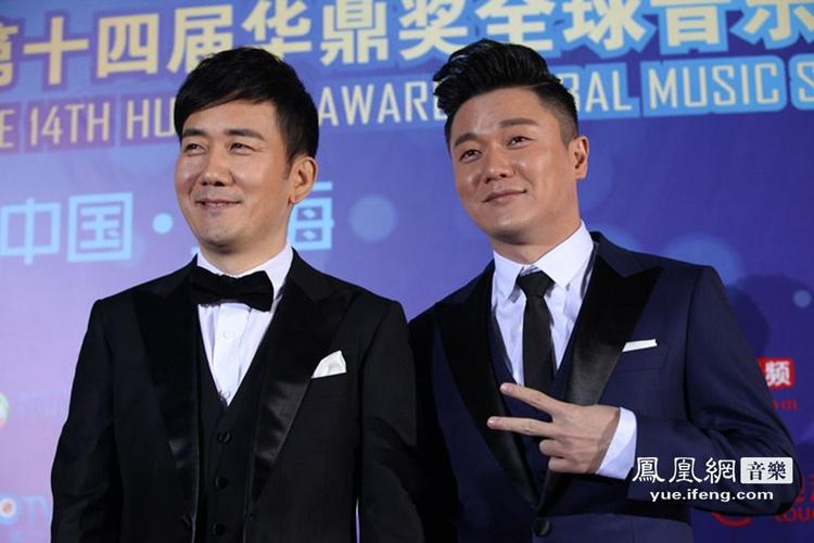 筷子兄弟典礼连获两大奖 王太利祝肖央拍20亿票房电影