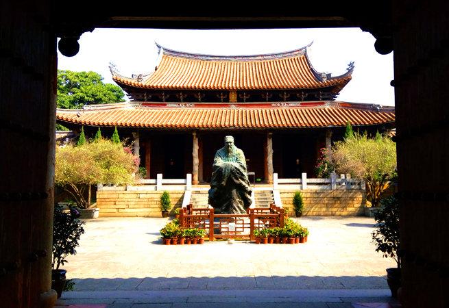 漳州视古建筑历史文化成