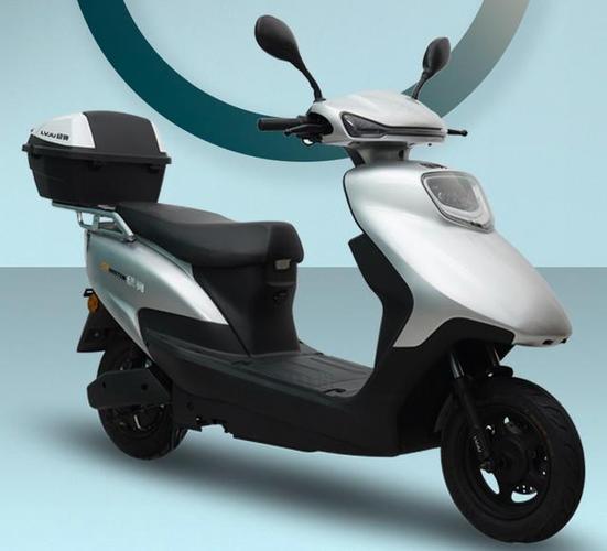 绿驹电动车评测:搭载1500w轮毂电机,加速有力,拉人载货都不错