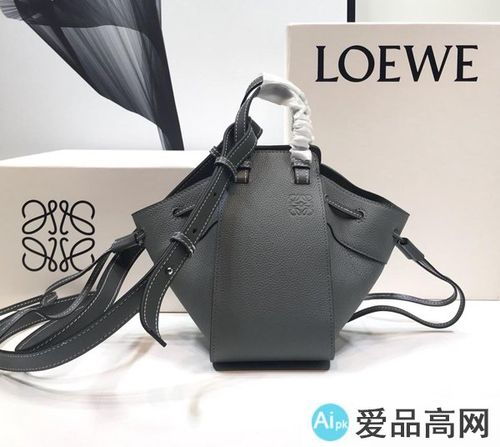 loewe迷你吊床包好用吗?罗意威hammock mini 尺寸和