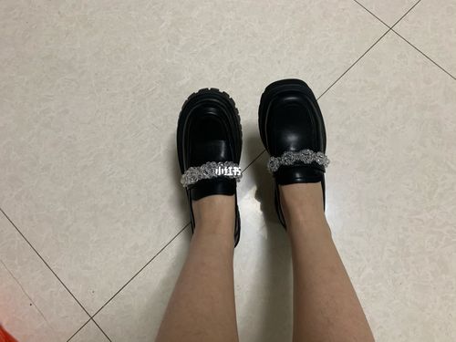 玛丽珍鞋_玛丽珍鞋_鞋子_p图_水晶装饰_时尚_鞋靴