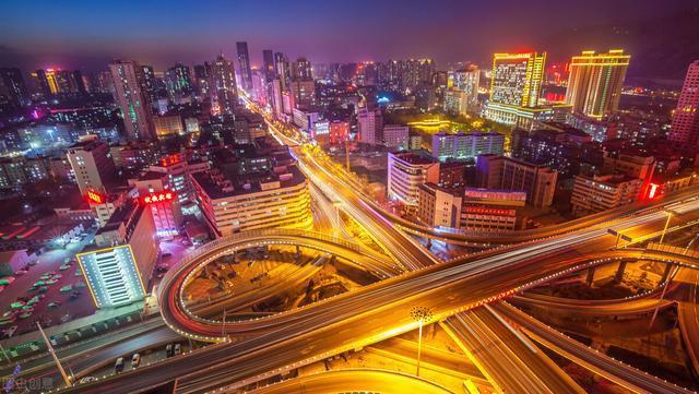 甘肃将建1个大城市1个中等城市12个小城市2个县级市入围