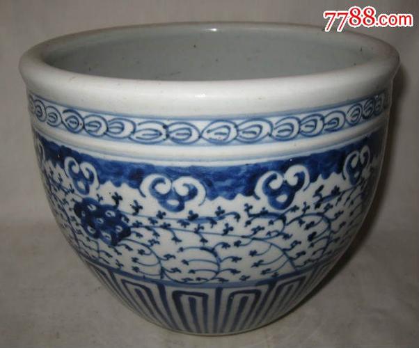 清中期青花卷缸