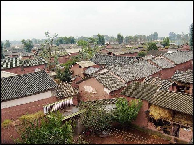  p>西庄村委会隶属弥渡县新街镇,地处新街镇西边,距新街镇政府所在地7
