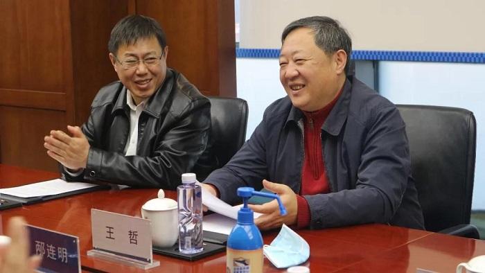 青岛市民政局党组书记局长王哲一行赴青岛市医疗器械商会调研