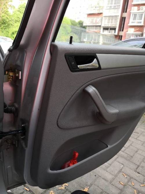 新宝来车门门板怎么拆新宝来门板拆卸教程