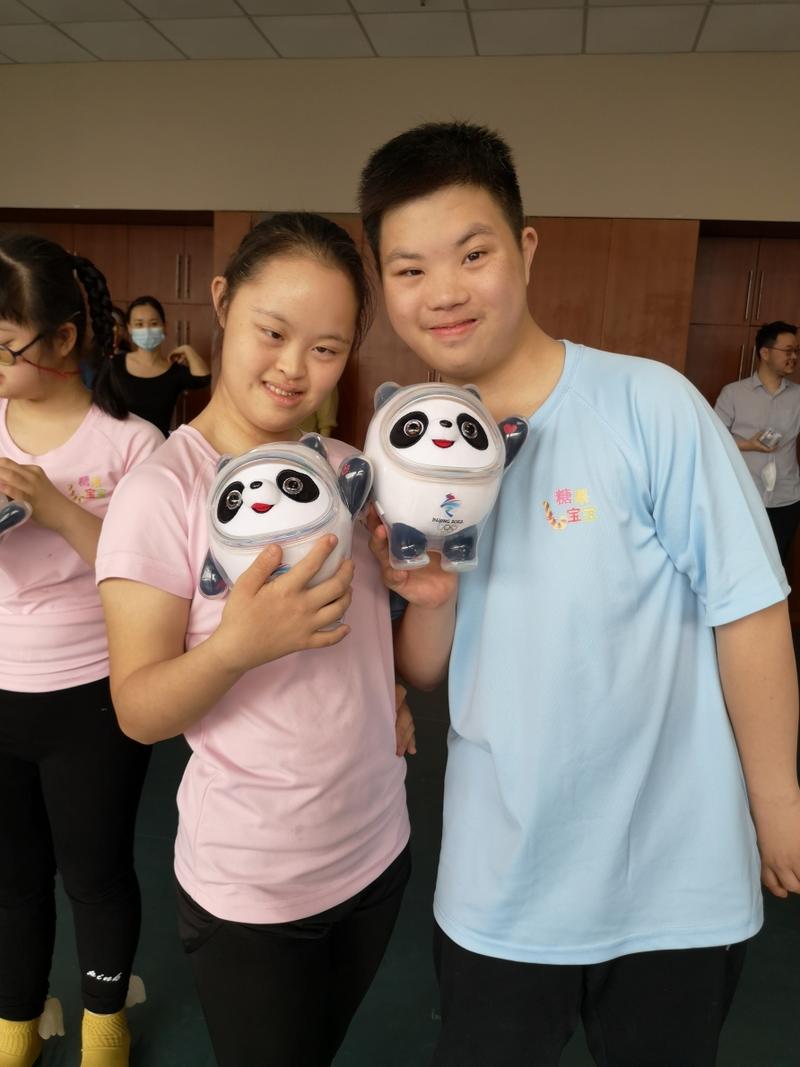世界唐氏综合征日|冬奥吉祥物"冰墩墩"为广州"唐宝宝"送祝福