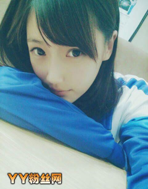 让初中女生喜欢上你 怎样才能让一个15岁的初中女生变得能让很多男生