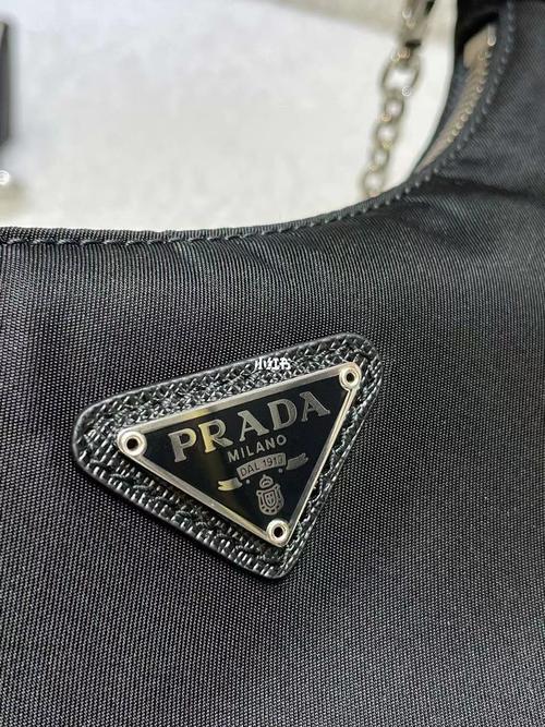 prada真假_普拉达怎么样_prada_时尚_箱包