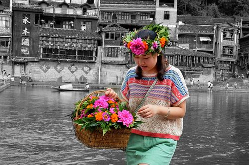卖花姑娘-新手图集-光影中国网-36.01ny.cn - powered by discuz!