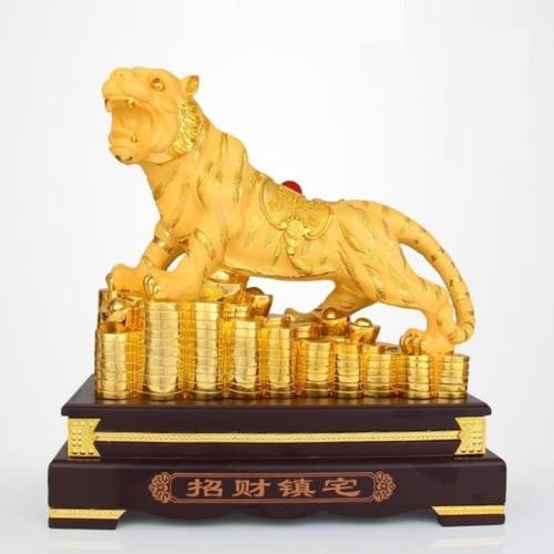 1986属虎招财,1986属虎招财好运图片 金色树脂虎啸山河生肖2021开业属虎摆件实用招财个性