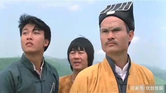 林正英拍一辈子僵尸片,为防止演员入戏太深,结束时必须喊一个字