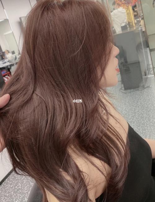 冬天发色焦糖粉棕_冬天去哪玩_焦糖_素颜_显白_暖色_黄皮_发色分享