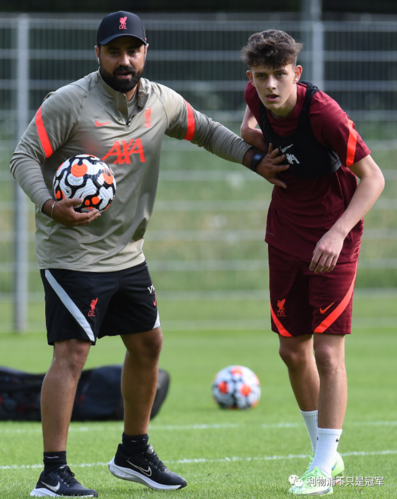 16岁英格兰前锋戈登(kaide gordon).