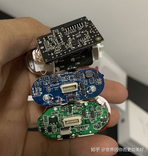 充电仓主板芯片图