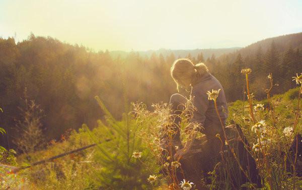 深情的思念美女