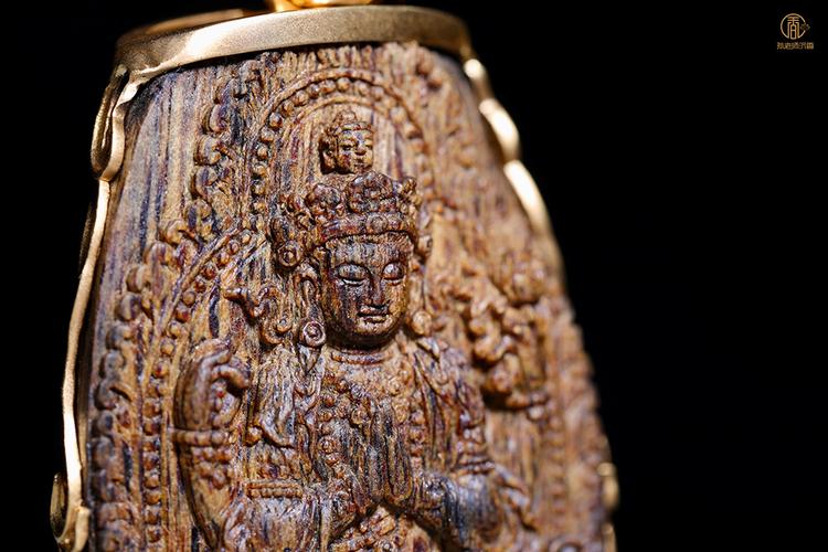 名称:芽庄熟结奇楠沉香挂件 『四臂观音』,9.2克包金