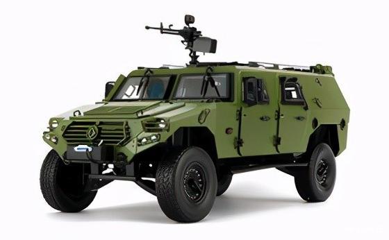 【热搜冲顶】同为军用越野车:北汽勇士与东风猛士有多大差距?