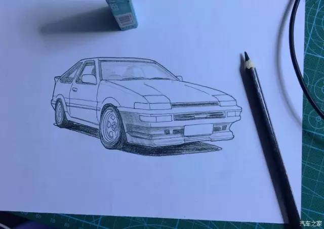 每个人心中都有自己的土屋圭市座驾:手绘丰田ae86