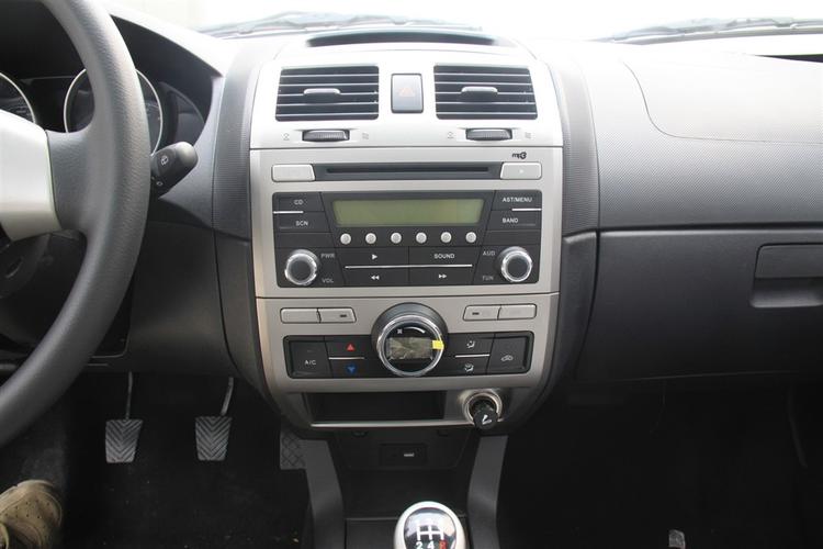 骏捷frv中控台正面