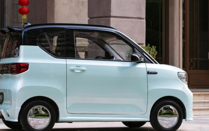 五菱宏光miniev火了之后,人民需要的"两座版"来了_凤凰网汽车_凤凰网