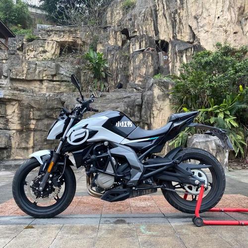 春风650nk_摩托车_液晶_汽车_摩托车