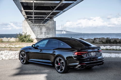 奥迪rs5外观不再"低调"!86万售价零百加速不足4秒!