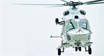 它的问世填补了中国民用直升机7吨级谱系的空白