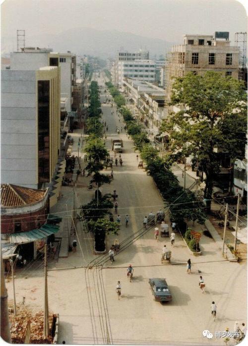 人民天桥 老博罗口中的"天桥",是当时连接博罗汽车西站和县城生活