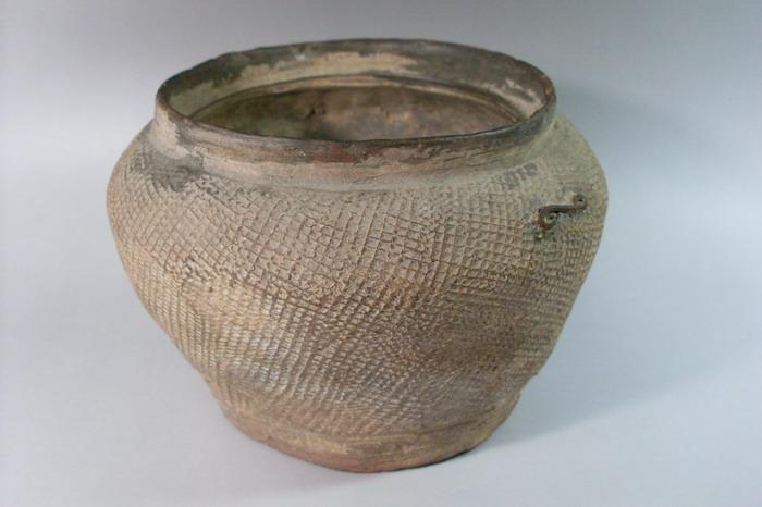 战国印花陶罐