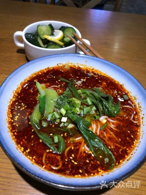 春熙食堂·来自成都的市井串串(图书大厦总店)春熙红油小面图片 - 第1