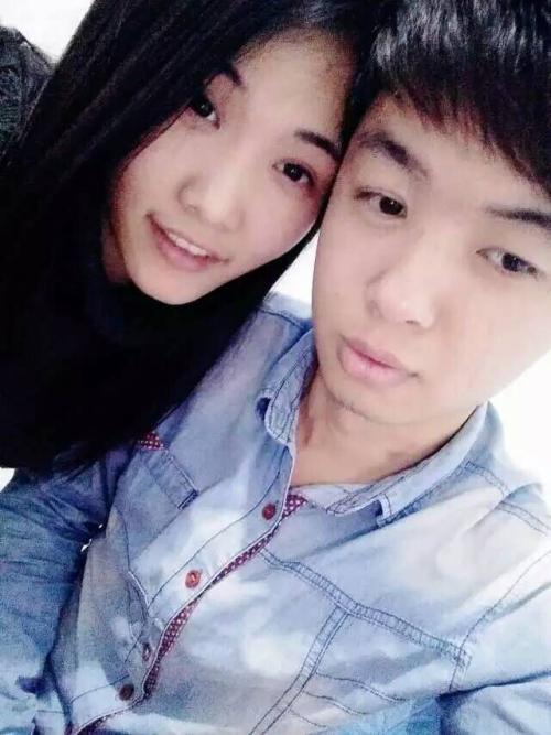 把两个人的两张照片弄成一张合影照片?