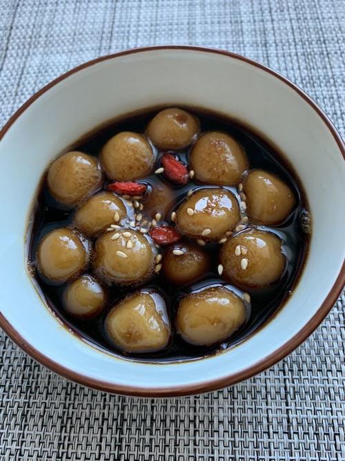 姨妈期的温暖伴侣:红糖糯米小圆子的做法_菜谱_豆果美食