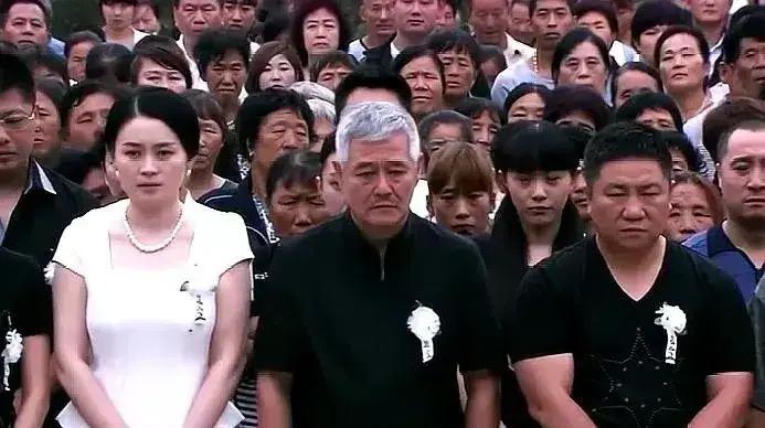 原创于月仙告别仪式举行,赵本山意外未现身,四大原因曝光真相