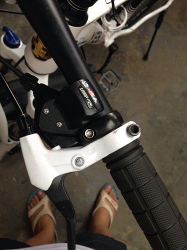 山地车前拨变速器怎么调整