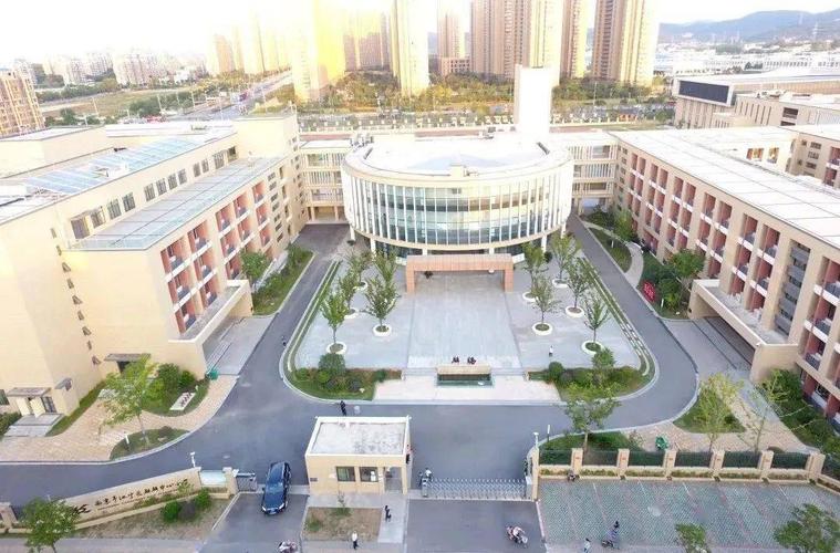 南京外国语学校仙林分校麒麟小学